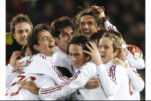 2007-12-16t130252z65f0135fyok486r95frtridsp25f395fsoccer-world-club45f3190785ffull-lnd.jpg