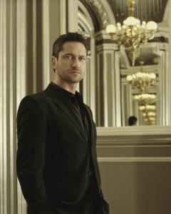 Gerard_Butler___Jean_Francois_Robert_Photoshoot2004_LJ__hireshunks.jpg