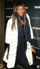 Attending_a_screening_of_the_Wrestler_in_NYC_14.jpg