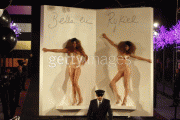 th_222d4a58352480.gif