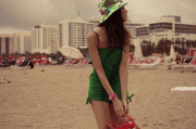 th_23a80f58216184.gif