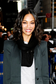 celebrity-paradise.com-The_Elder-Zoe_Saldana_2009-12-14_-_Visit_Late_Show_With_David_Letterman_4100.jpg