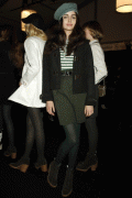 th_f9425c61043236.gif