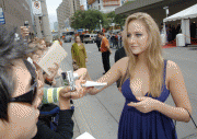 th_a0e92b61022973.gif