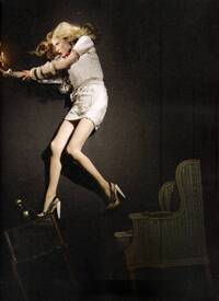 VogueBrasil_Dezembro2009_phStephaneGallois_08.jpg