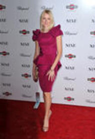 th_NaomiWatts_Nine_NY_premiere_35.jpg