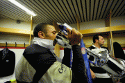 th_b640de58796469.gif
