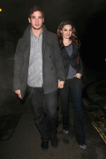th_24f74960023023.gif