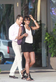 Naomi_in_Miami_2009_18.jpg