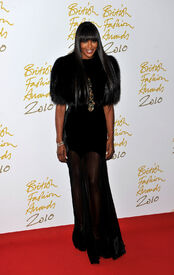 16603_Tikipeter_Naomi_Campbell_2010_British_Fash.jpg