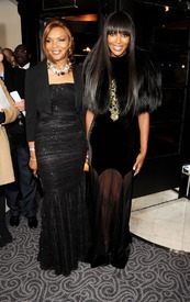 16913_Tikipeter_Naomi_Campbell_2010_British_Fash.jpg