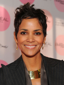 HalleBerryHelenMirrenPower100WomeninEntertainmentBreakfastinBeverlyHills_December72010.jpg