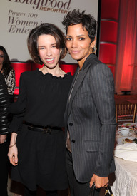 HalleBerryHelenMirrenPower100WomeninEntertainmentBreakfastinBeverlyHills_December7201029.jpg