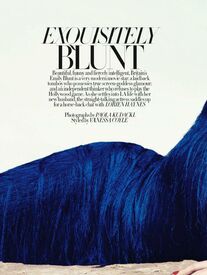 Harpers_Bazaar_UK_2011-01_03.jpg