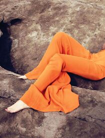 Harpers_Bazaar_UK_2011-01_11.jpg