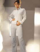 th_4bc74649431124.gif