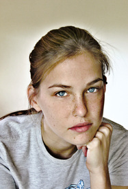 Ficheiro_Bar_Refaeli_age_18.jpg