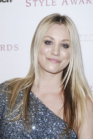 s_kc_hollywood_style_awards_in_westwood_20101212_5.jpg