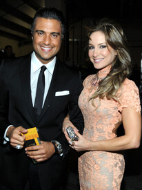 Jaime Camil 11th Annual Latin GRAMMY Awards KfeS7Y2rm4Zl.jpg