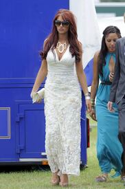 AmyChilds_DukeOfEssexPoloTrophy_090711_029.jpg