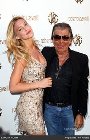 bar-refaeli-and-roberto-cavalli-64th-cannes-1pd_O.jpg