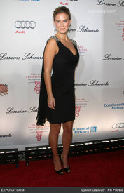 bar-refaeli-2009-angel-ball-benefit-1ip_Dln.jpg