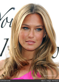 bar_refaeli_hollywood_lifes_11th_young_1gba_VL.jpg