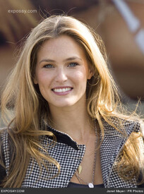 bar-refaeli-bar-refaeli-sports-illustrated-3k_AF7.jpg