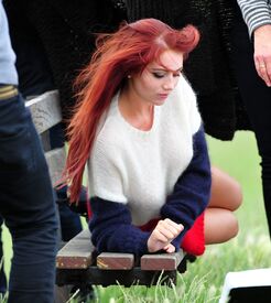 AmyChilds_VoguePSCandids26thJune201113.jpg