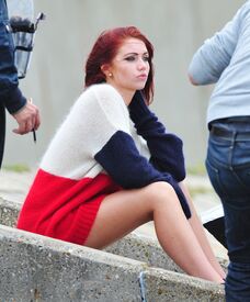 AmyChilds_VoguePSCandids26thJune20118.jpg