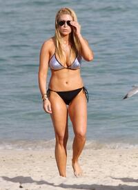 smnxs-jill-martin-bikini-1201-38.jpg