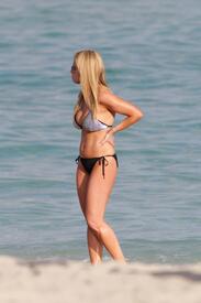 smnxs-jill-martin-bikini-1201-27.jpg