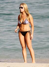 smnxs-jill-martin-bikini-1201-19.jpg