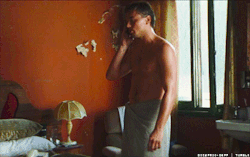 tumblr_lsay3w0ncO1r1xgmto10_r1_250.gif
