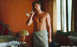 tumblr_lsay3w0ncO1r1xgmto11_r1_250.gif
