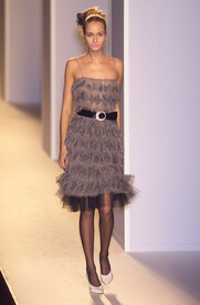 AnnaMolinariSpring2001a2iaXJ1QI22l.jpg