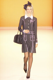 AnnaSuiSpring2001NgFBo0bfeV4l.jpg