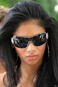 1234037026_76632_nicole004sandino_122_1187lo.jpg