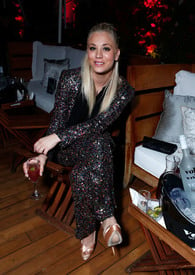kaley_cuoco_attends_the_voli_light_vodka_benefit_at_skybar_at_the_mondrian_in_los_angeles_20121206_003.jpg