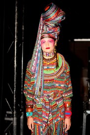 th_Jenny_Kee_backstage_720225_1_l.jpg