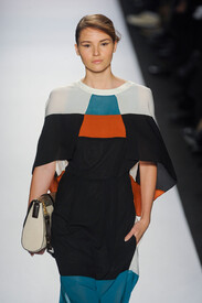 BCBG_Max_Azria_Fall_2012_ranw_NHej_Cv_Mx.jpg