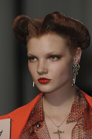 Jean_Paul_Gaultier_Spring_2012_Details_UQ5-n5ew_O.jpg