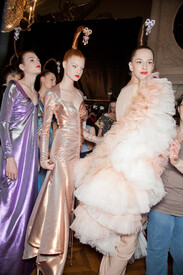 Alexis_Mabille_Fall_2012_Backstage_W2_Ksbusc_Rf3x.jpg