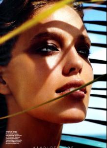 fashion_scans_remastered-emily_didonato-allure_usa-january_2013-scanned_by_vampirehorde-hq-4.jpg