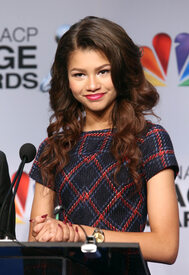 ZendayaColeman12112012_44thNAACPImageAwardsNominationsinBeverlyHIlls7.JPG