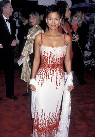 HalleBerry57thAnnualGoldenGlobeAwards01.24.20033.jpg