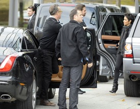 Halle Berry makes a visit to Axel Springer publishing house in Berlin 4.11.2012_08.jpg