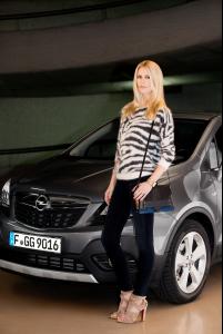 Opel_Claudia_Schiffer_284834.jpg