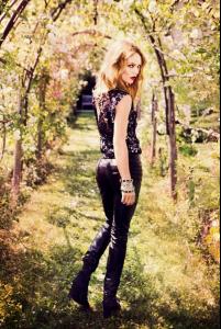 Vanessa Paradis by Ellen Von Unwerth for Madame Figaro 2013-005.jpg