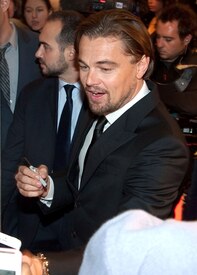 leo-dicaprio-10dec13-15.jpg